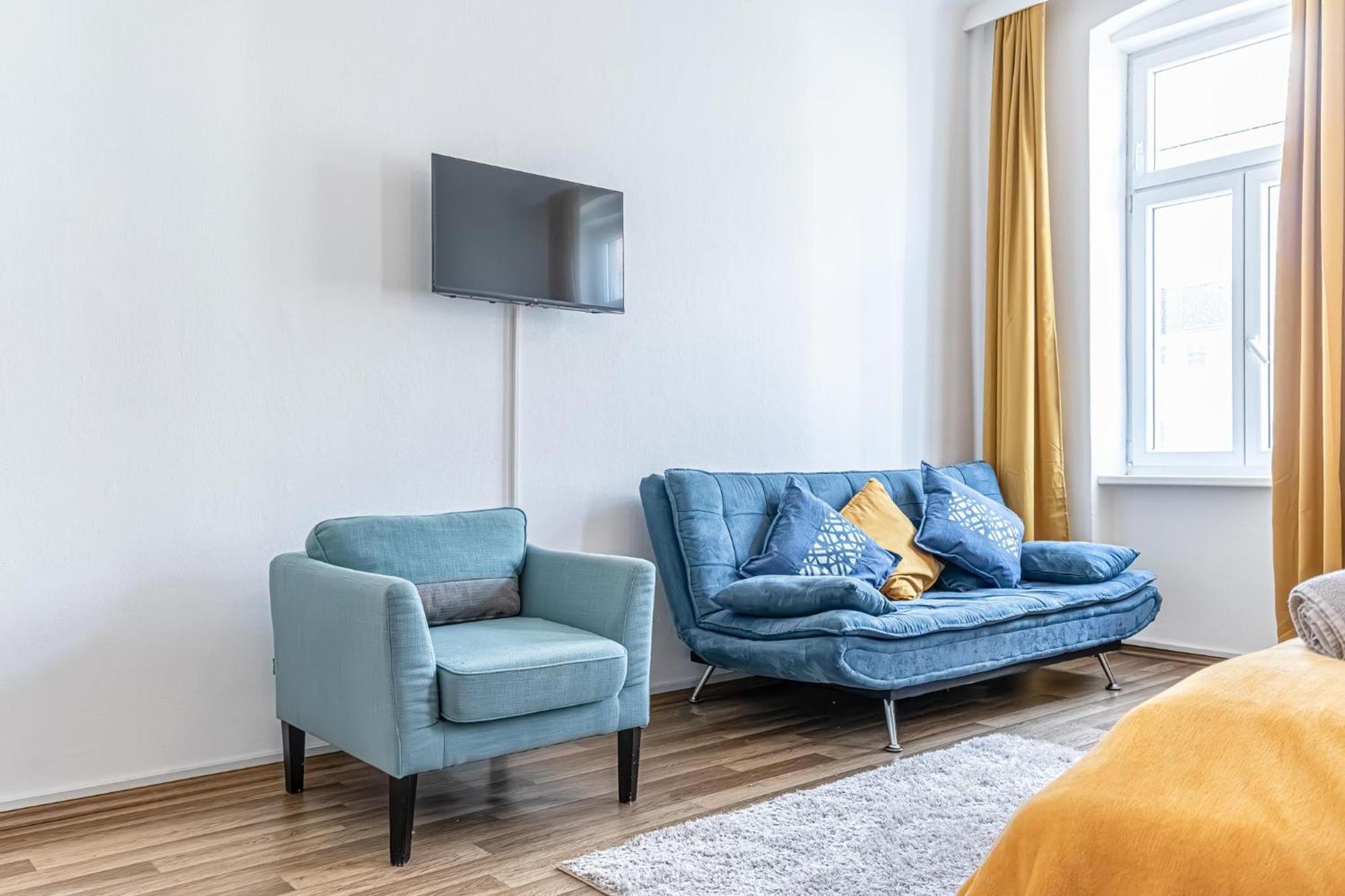 Explore Vienna: 1Br Retreat Near Westbahnhof Viena Exterior foto